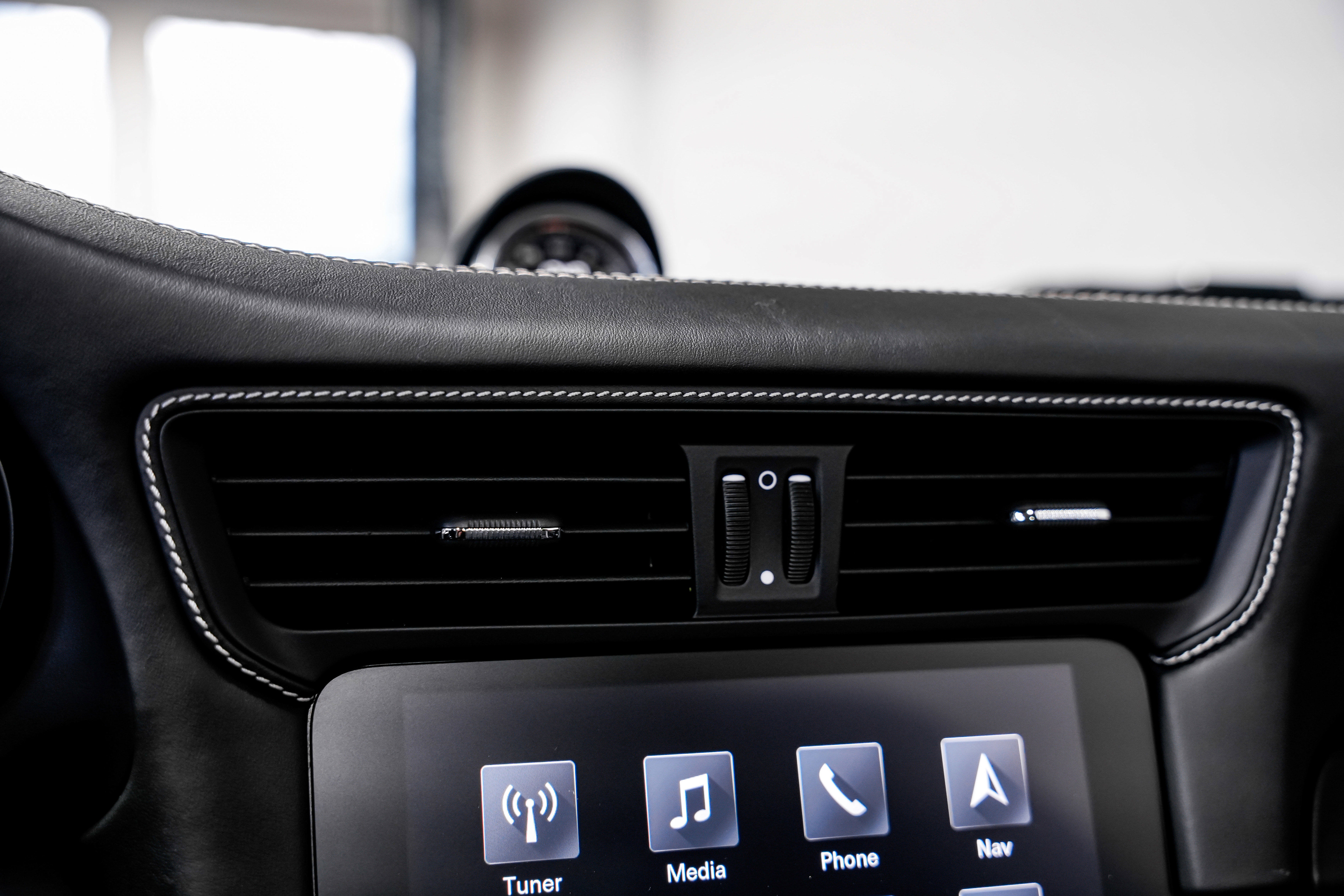 Used 2019 Porsche 911 Targa 4 GTS image 14