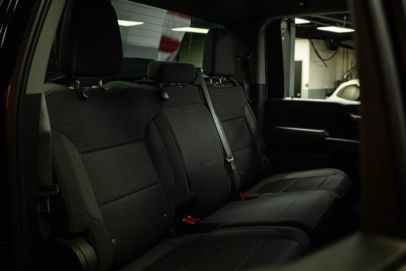 Used 2023 Chevrolet Silverado 2500 Custom w/ Custom Value Package AWD/4WD image 11
