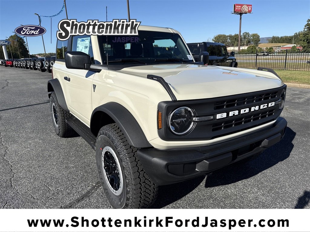 New 2025 Ford Bronco 2-Door w/ Sasquatch Package