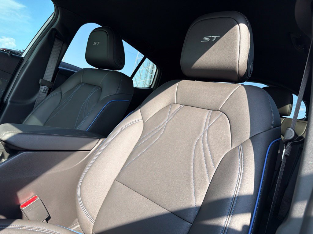 Used 2026 Buick Envista Sport Touring w/ Convenience I Package FWD image 18