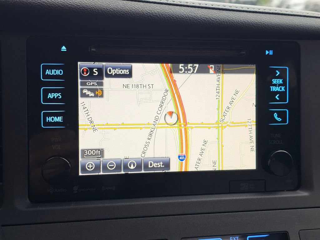 Used 2017 Toyota Sienna XLE w/ XLE Navigation Package FWD image 32