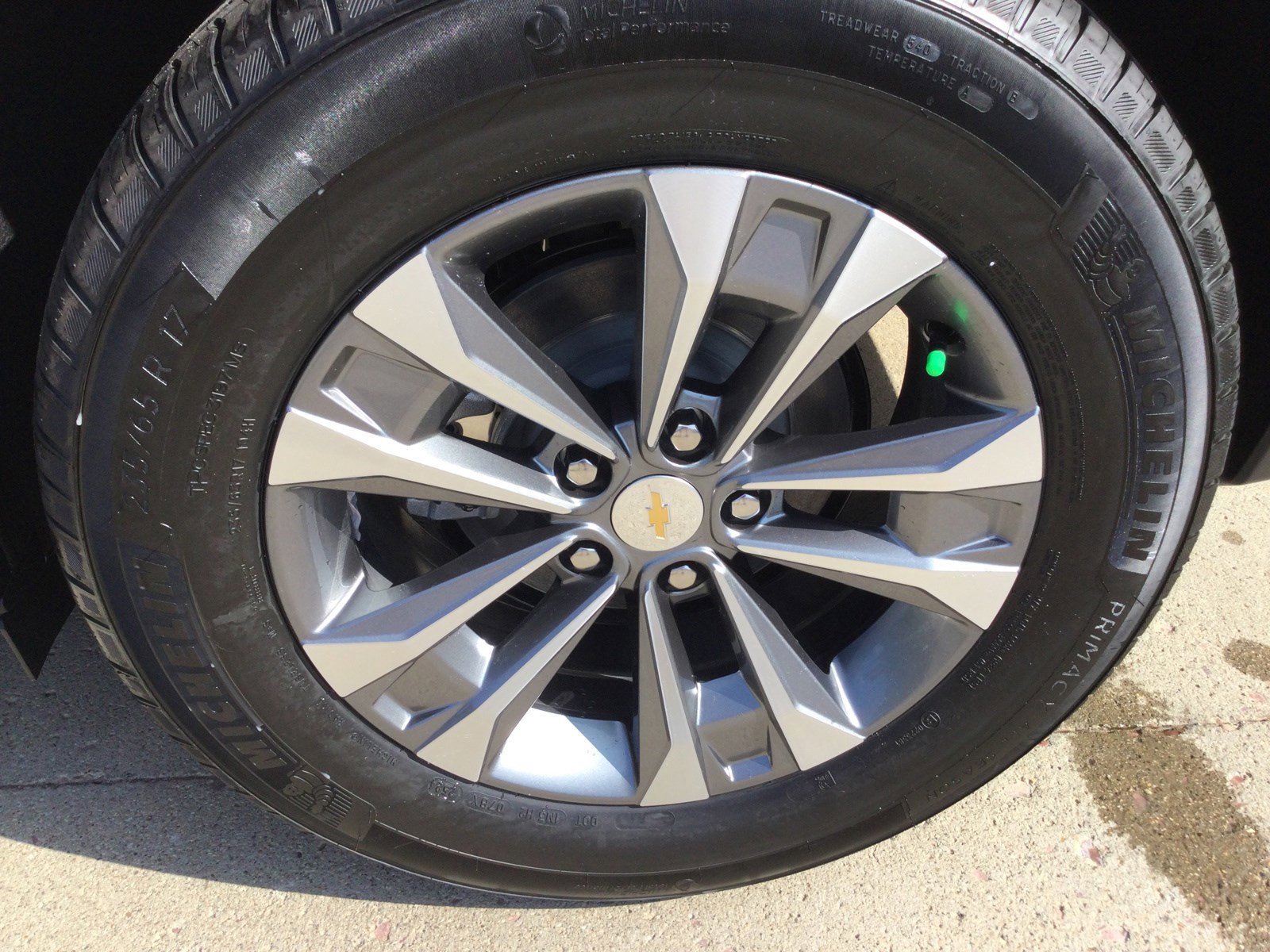 New 2025 Chevrolet Equinox LT w/ Convenience Package II image 5