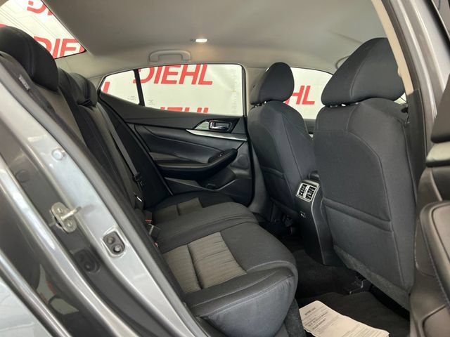 Used 2020 Nissan Maxima 3.5 S w/ Floor Mat Group FWD image 10