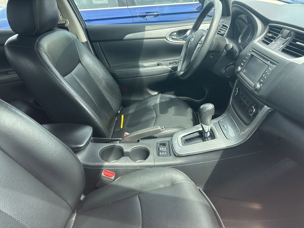 Used 2015 Nissan Sentra SR w/ SR Premium Package FWD image 16