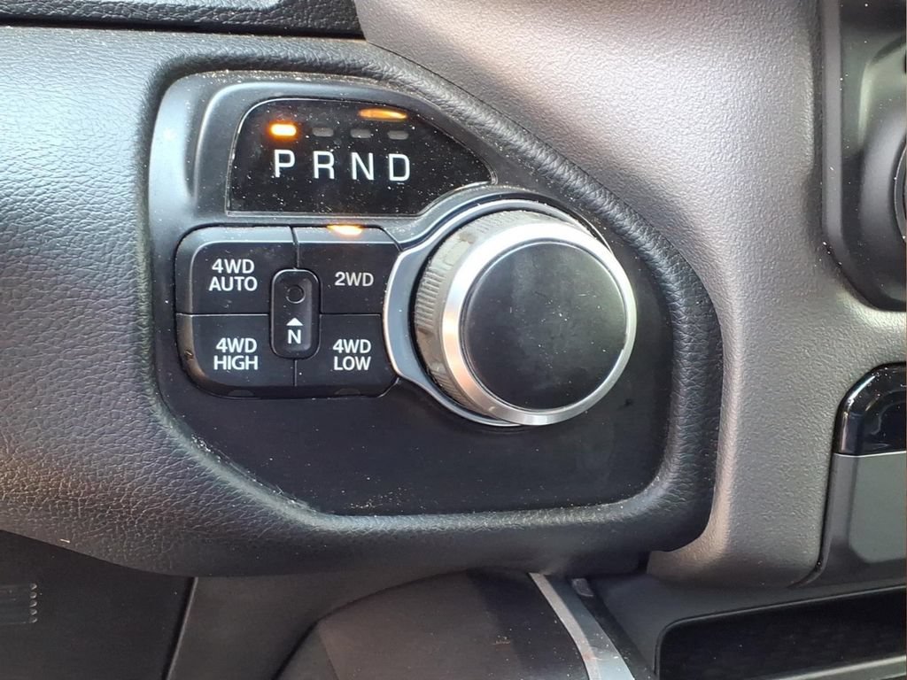 Used 2022 RAM 1500 Big Horn AWD/4WD image 9