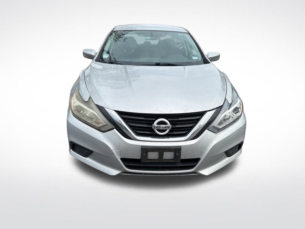 Used 2017 Nissan Altima 2.5 S w/ Power Driver Seat Package image 3