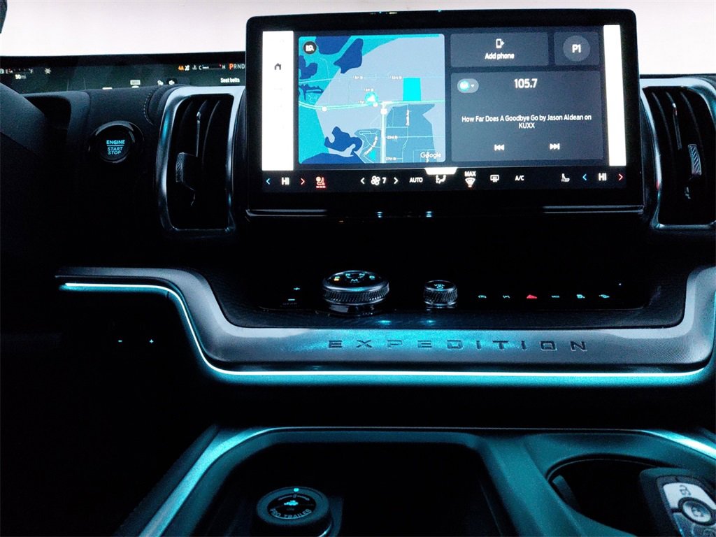 New 2025 Ford Expedition Platinum w/ Stealth Performance Package image 11