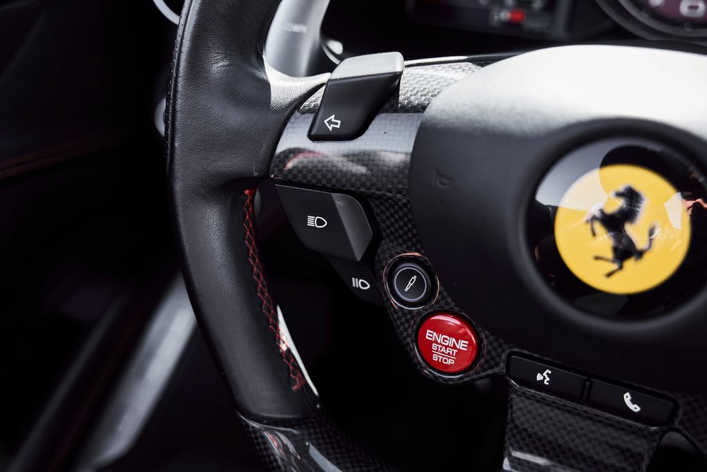 Used 2020 Ferrari Portofino RWD image 54