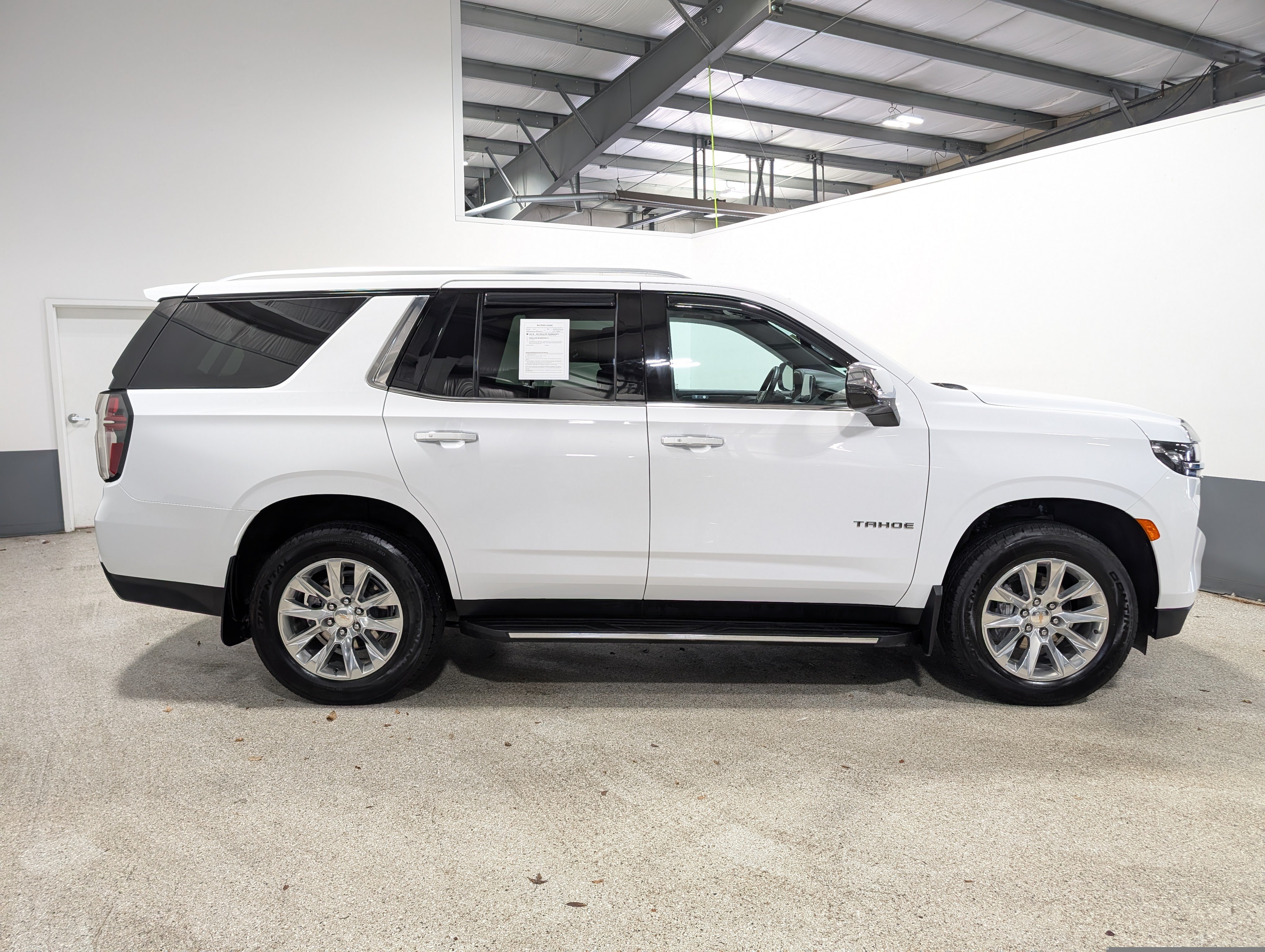 Used 2024 Chevrolet Tahoe Premier AWD/4WD image 2