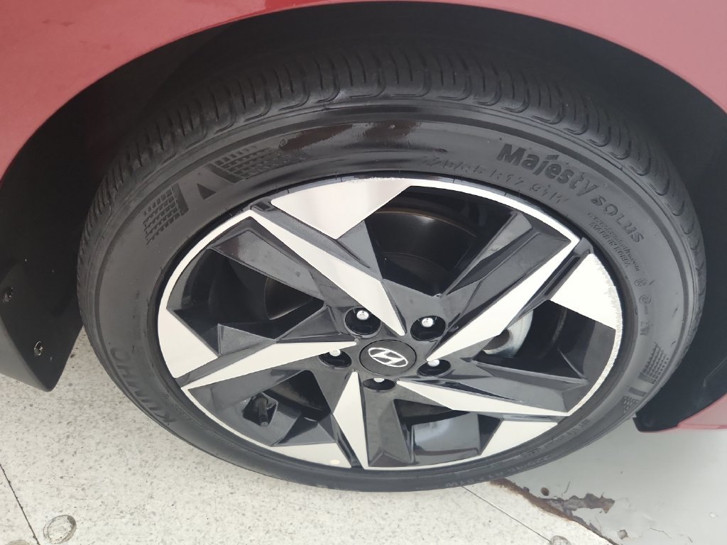 Used 2023 Hyundai Elantra Limited FWD image 38
