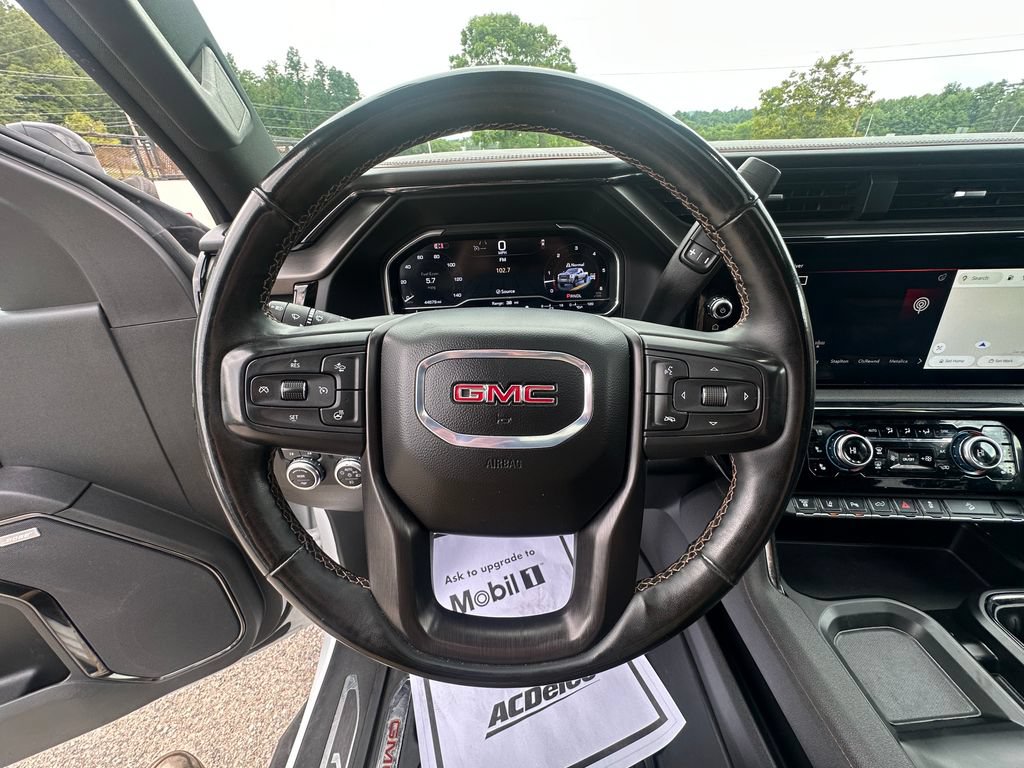 Used 2024 GMC Sierra 2500 AT4 w/ AT4 Preferred Package AWD/4WD image 12