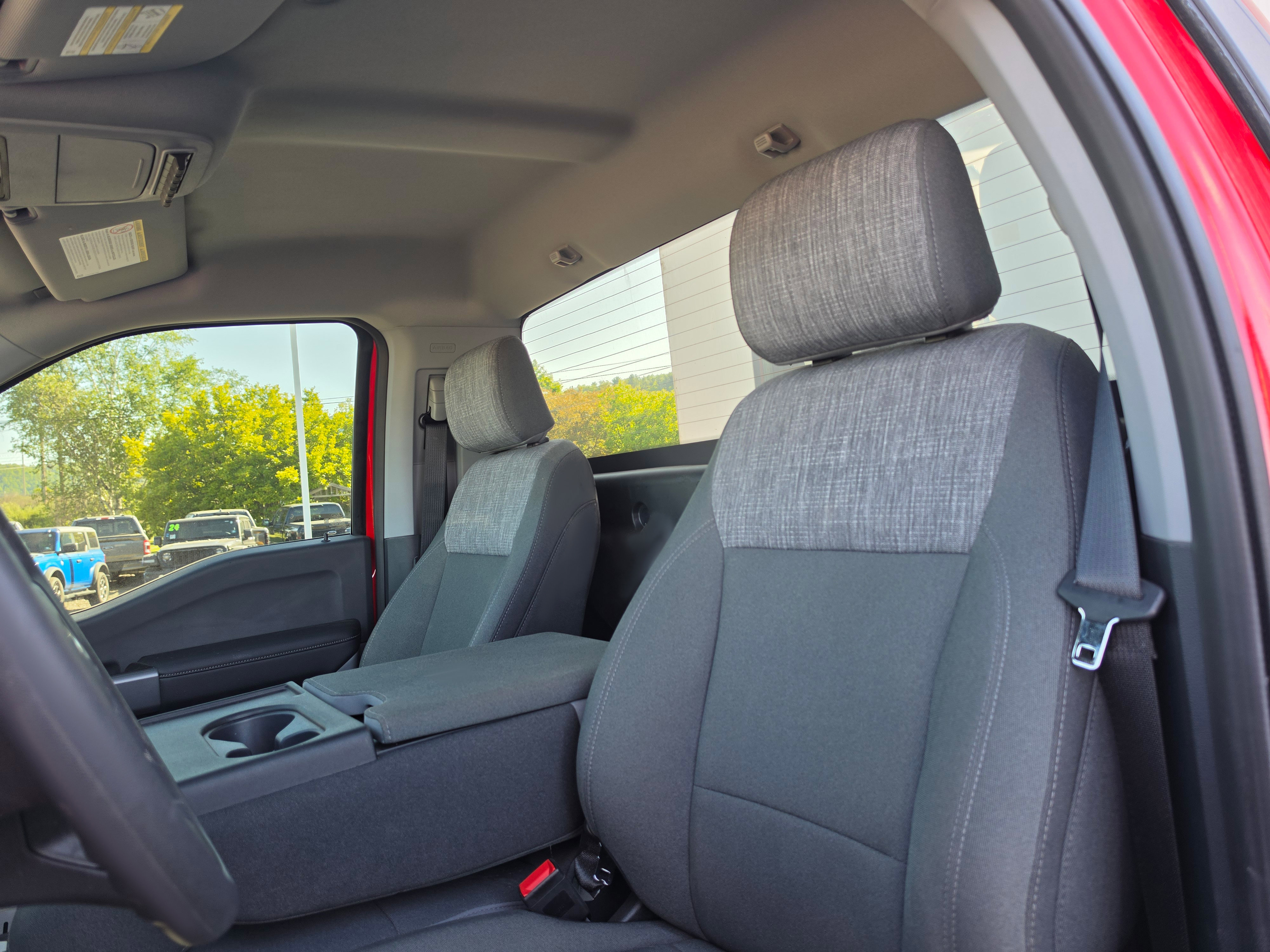 Used 2023 Ford F550 4x4 Regular Cab Super Duty w/ XLT Value Package image 14