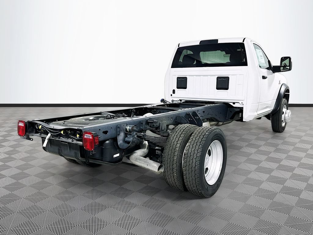 New 2026 RAM 5500 Tradesman w/ Chrome Appearance Group AWD/4WD image 7