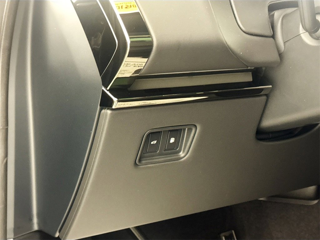 New 2025 Land Rover Range Rover Sport Dynamic SE image 10