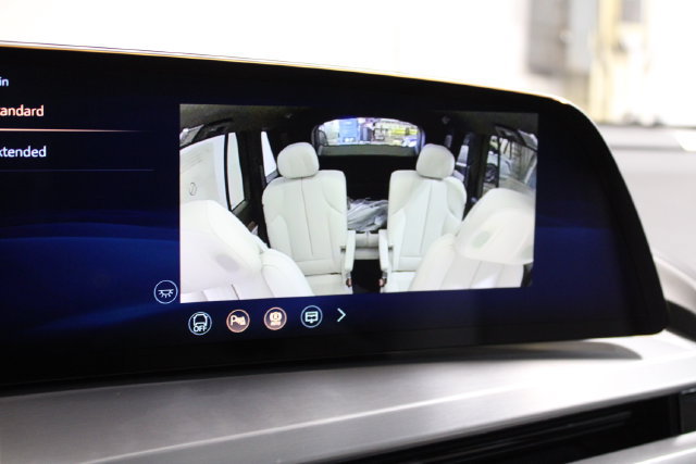 New 2027 Cadillac Vistiq Luxury AWD/4WD image 17