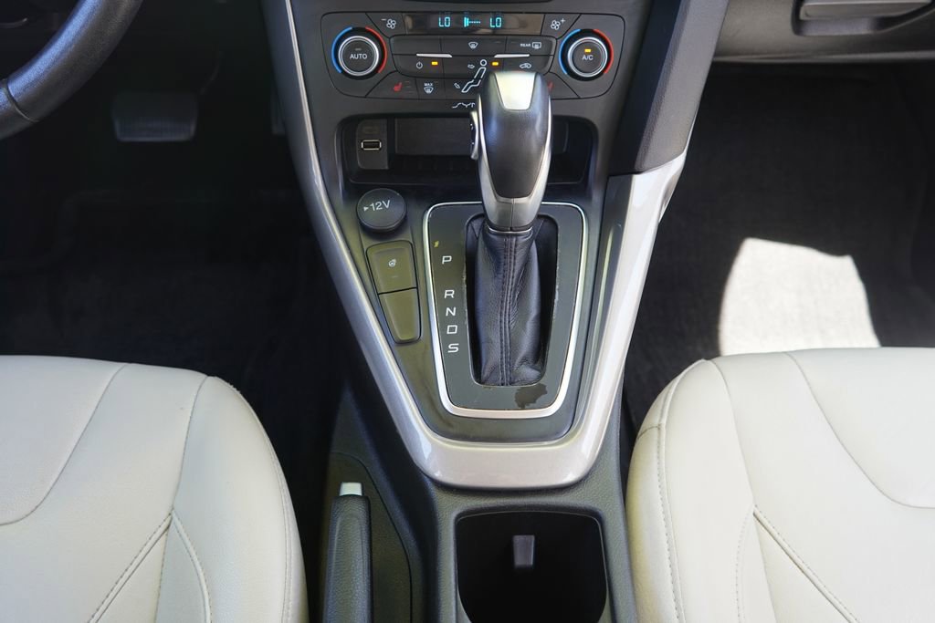 Used 2018 Ford Focus Titanium FWD image 21