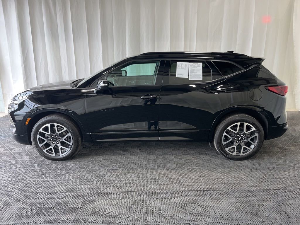 Used 2024 Chevrolet Blazer RS w/ LPO, Floor Liner Package FWD image 25