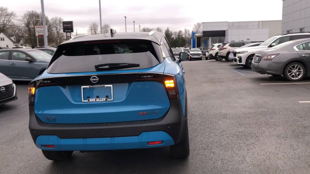 New 2026 Nissan Kicks SR w/ Cold Weather Package image 7