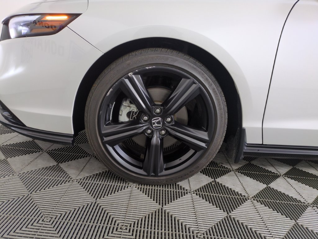 Certified 2024 Honda Accord Sport image 34