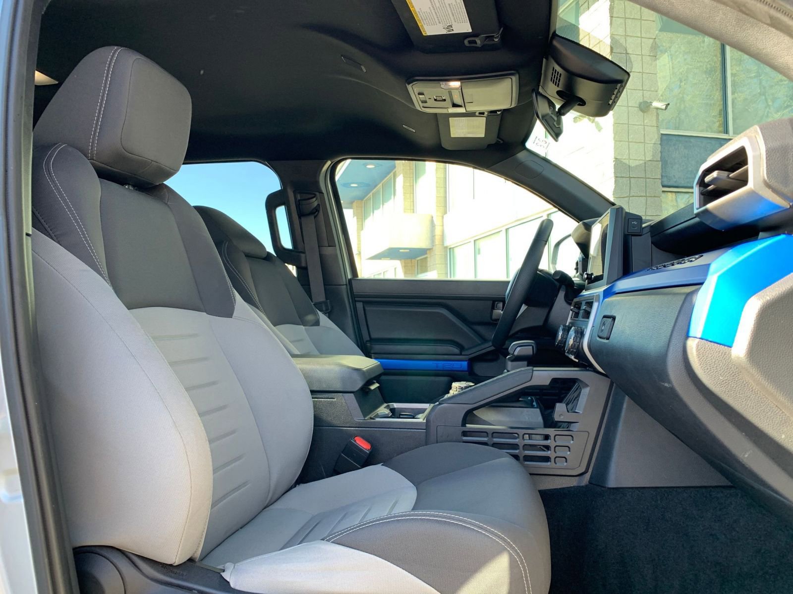 Used 2025 Toyota Tacoma TRD Off-Road image 35