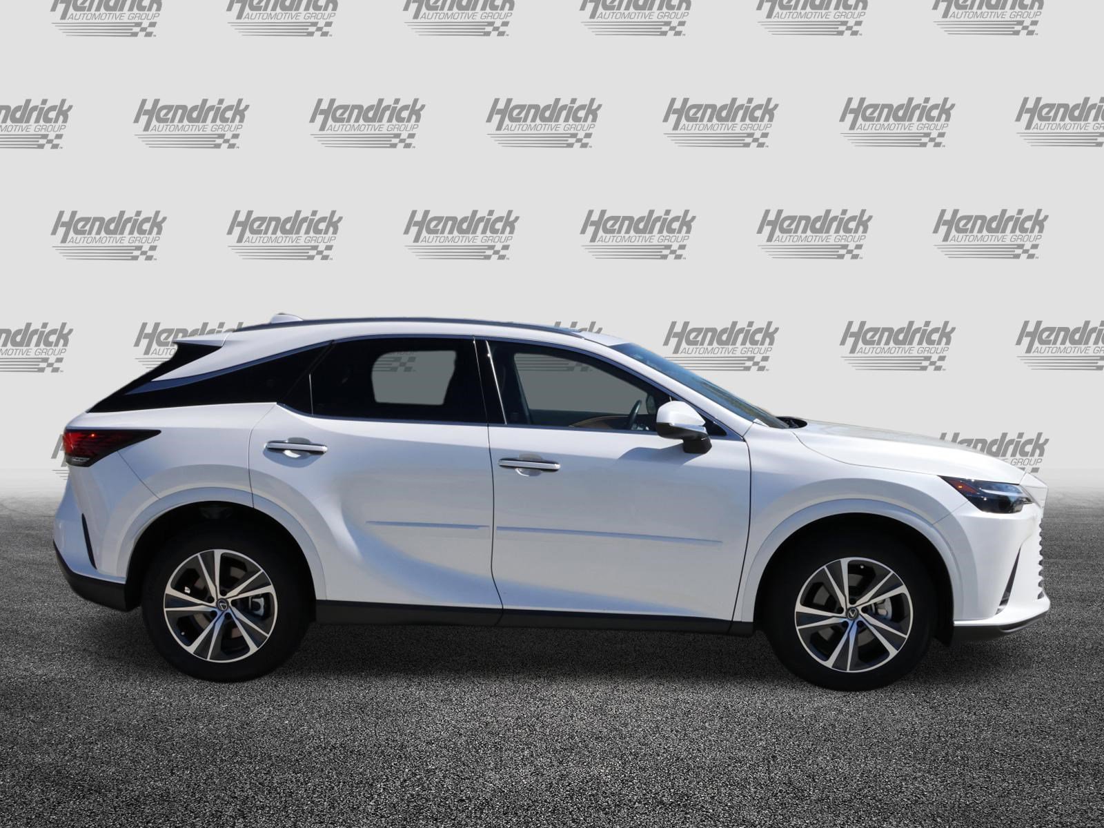 Used 2025 Lexus RX 350 Premium w/ Accessory Package (Z1) image 10