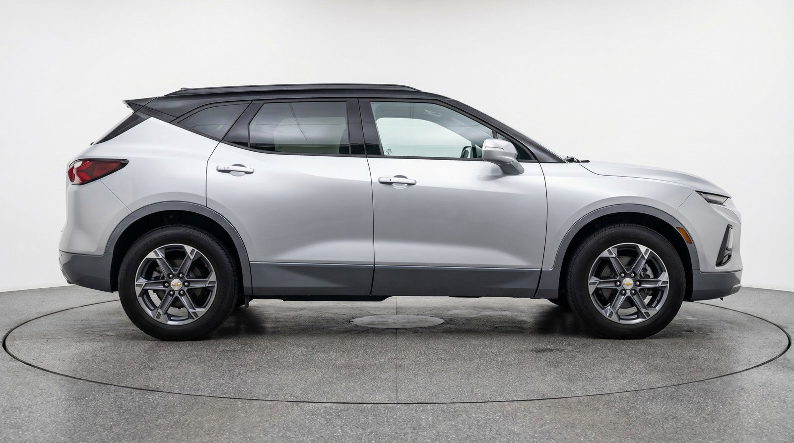 Used 2025 Chevrolet Blazer LT image 11