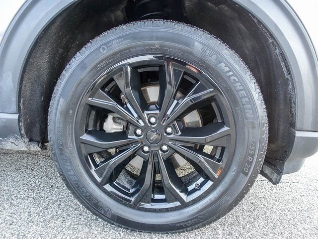 Used 2023 Ford Explorer XLT w/ Equipment Group 202A image 18