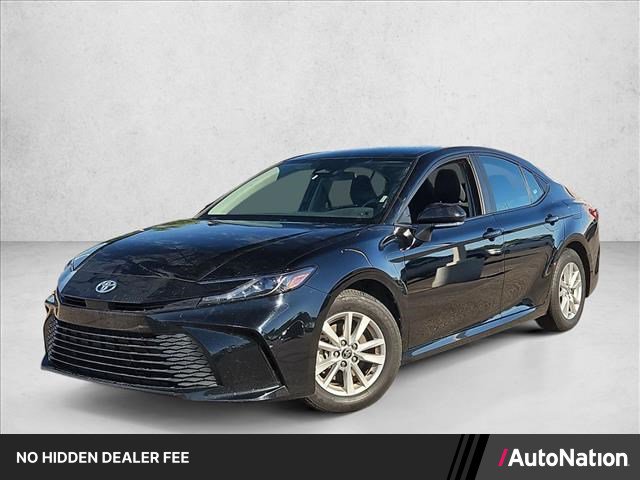 Used 2025 Toyota Camry LE FWD image 1