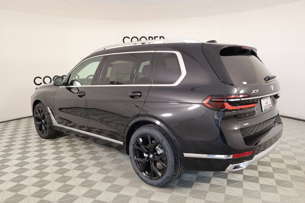 New 2025 BMW X7 xDrive40i w/ Parking Assistance Package image 25
