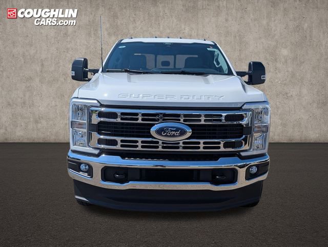 New 2026 Ford F350 XL w/ XL Chrome Package AWD/4WD video 2