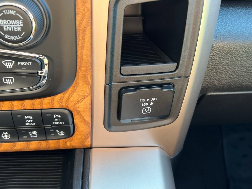 Used 2015 RAM 1500 Laramie Longhorn image 30