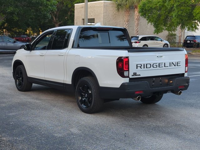 Used 2025 Honda Ridgeline Black Edition image 7