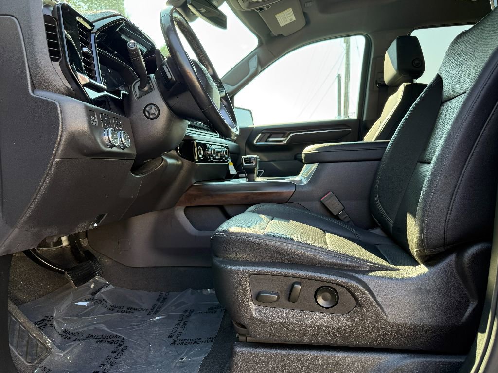 Used 2023 GMC Sierra 1500 SLT w/ SLT Premium Package image 19