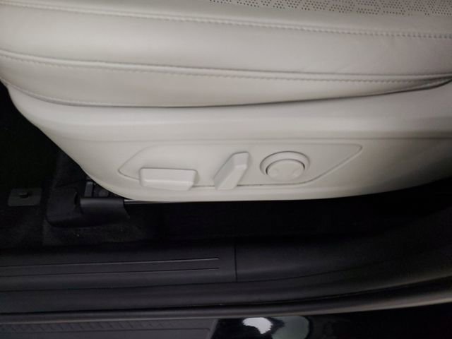 Used 2023 Kia Sorento S image 24