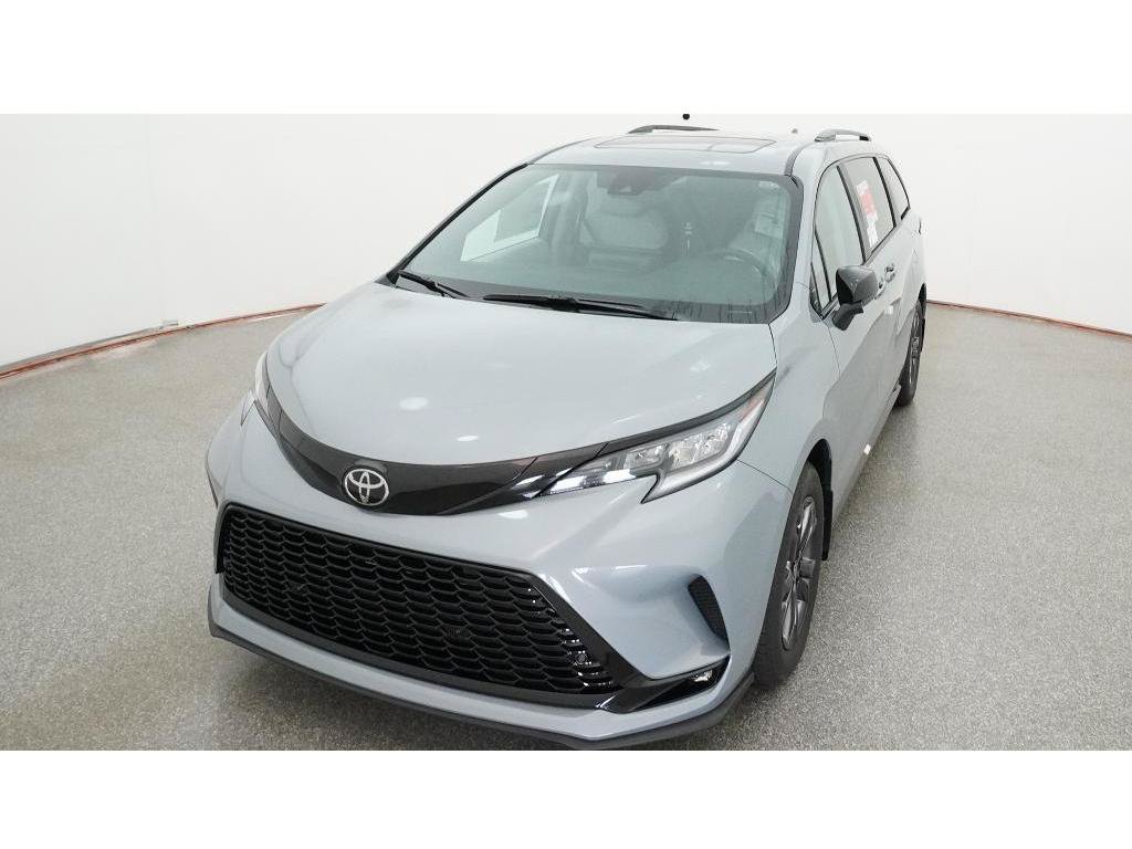 New 2026 Toyota Sienna XSE AWD/4WD image 16