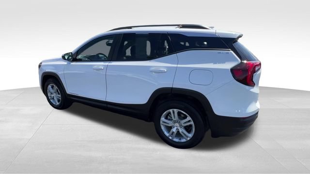 Certified 2023 GMC Terrain SLE w/ Driver Convenience Package FWD image 4