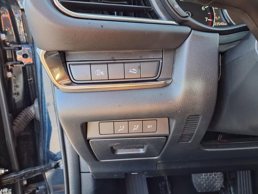 Used 2025 MAZDA CX-30 AWD 2.5 S w/ Preferred Package image 14