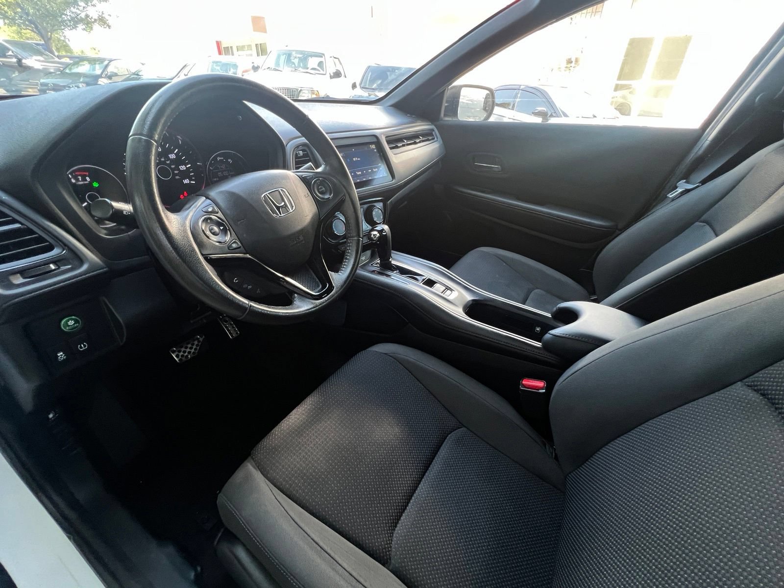 Used 2020 Honda HR-V Sport image 15
