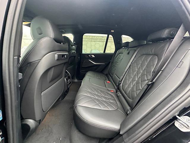New 2026 BMW X5 xDrive40i w/ Premium Package image 5