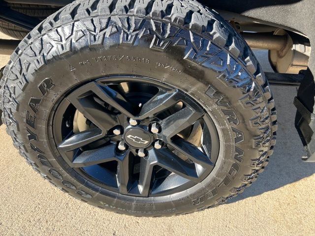 Used 2020 Chevrolet Silverado 1500 LT Trail Boss image 11