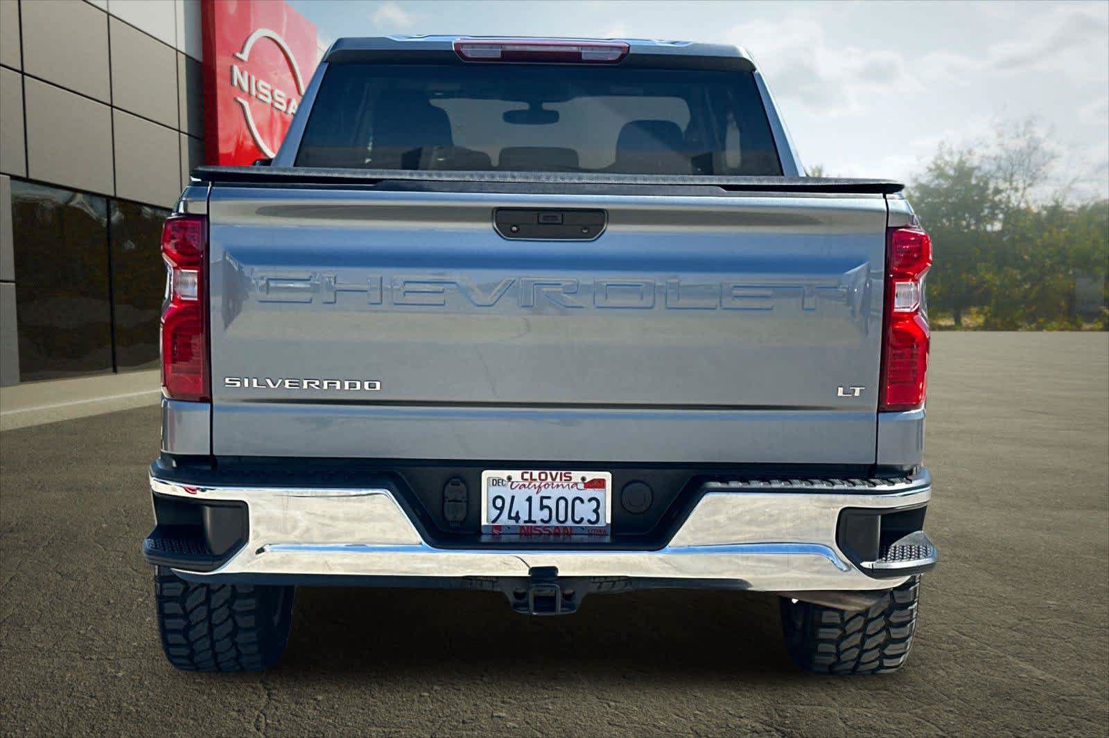 Used 2020 Chevrolet Silverado 1500 LT w/ Texas Edition RWD image 8