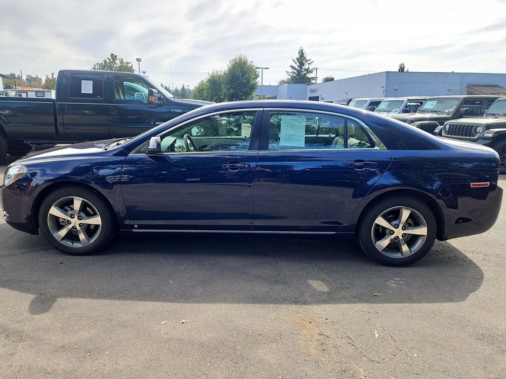 Used 2009 Chevrolet Malibu LT w/ Premium Audio Package FWD image 4