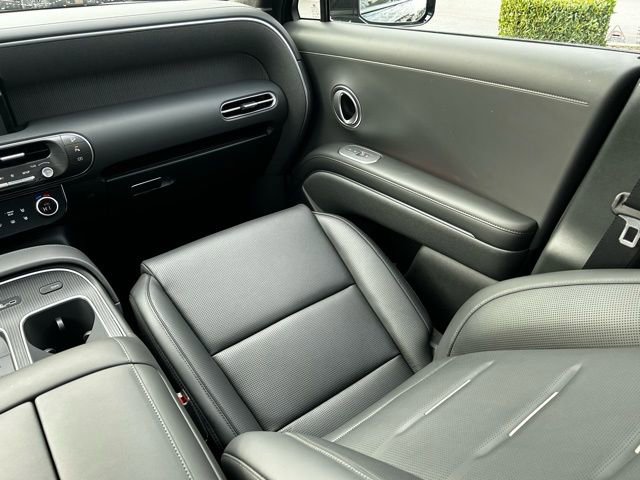 New 2026 Hyundai Palisade Calligraphy AWD/4WD image 13