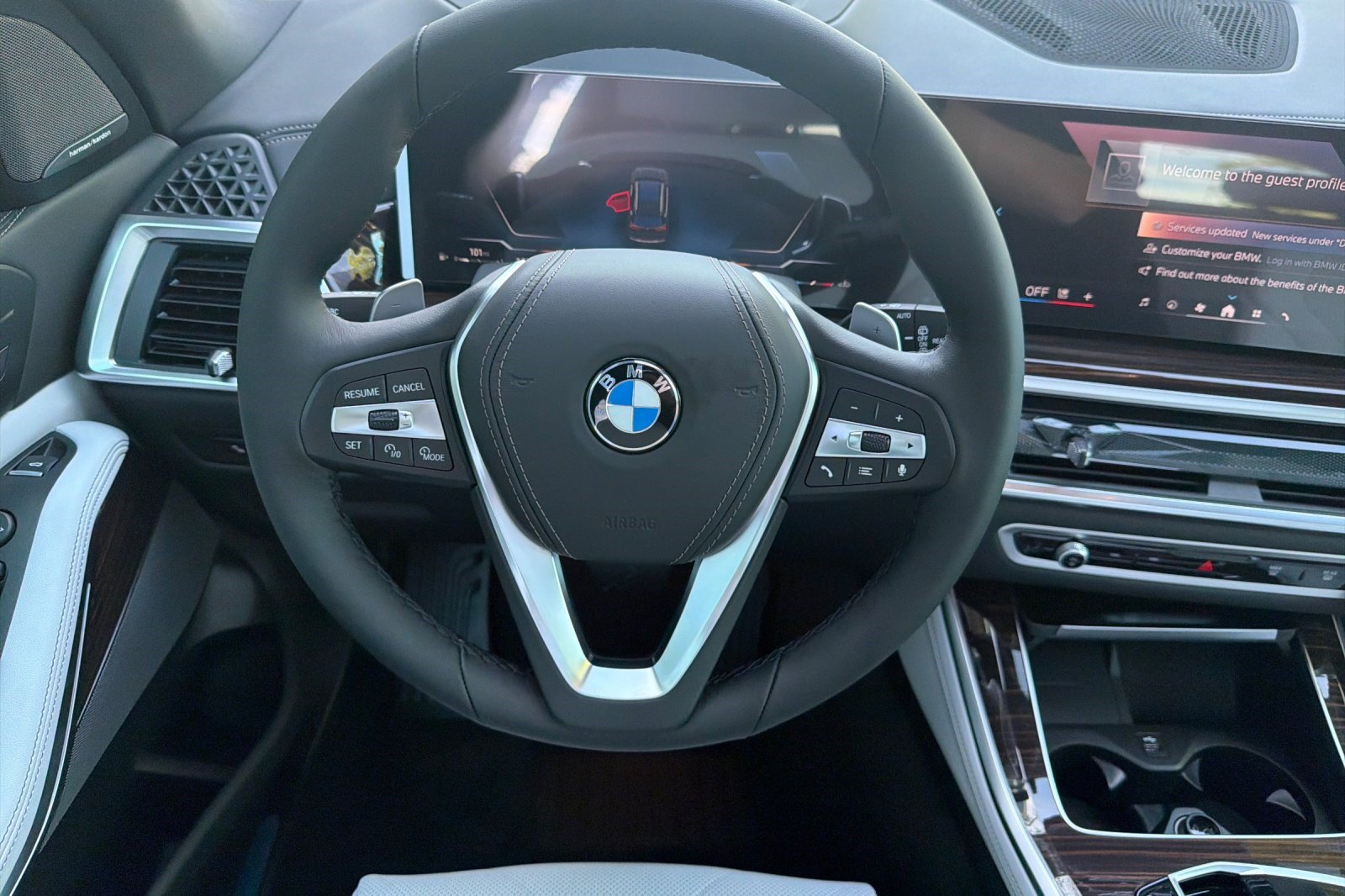 New 2026 BMW X5 xDrive40i w/ Climate Comfort Package AWD/4WD image 12