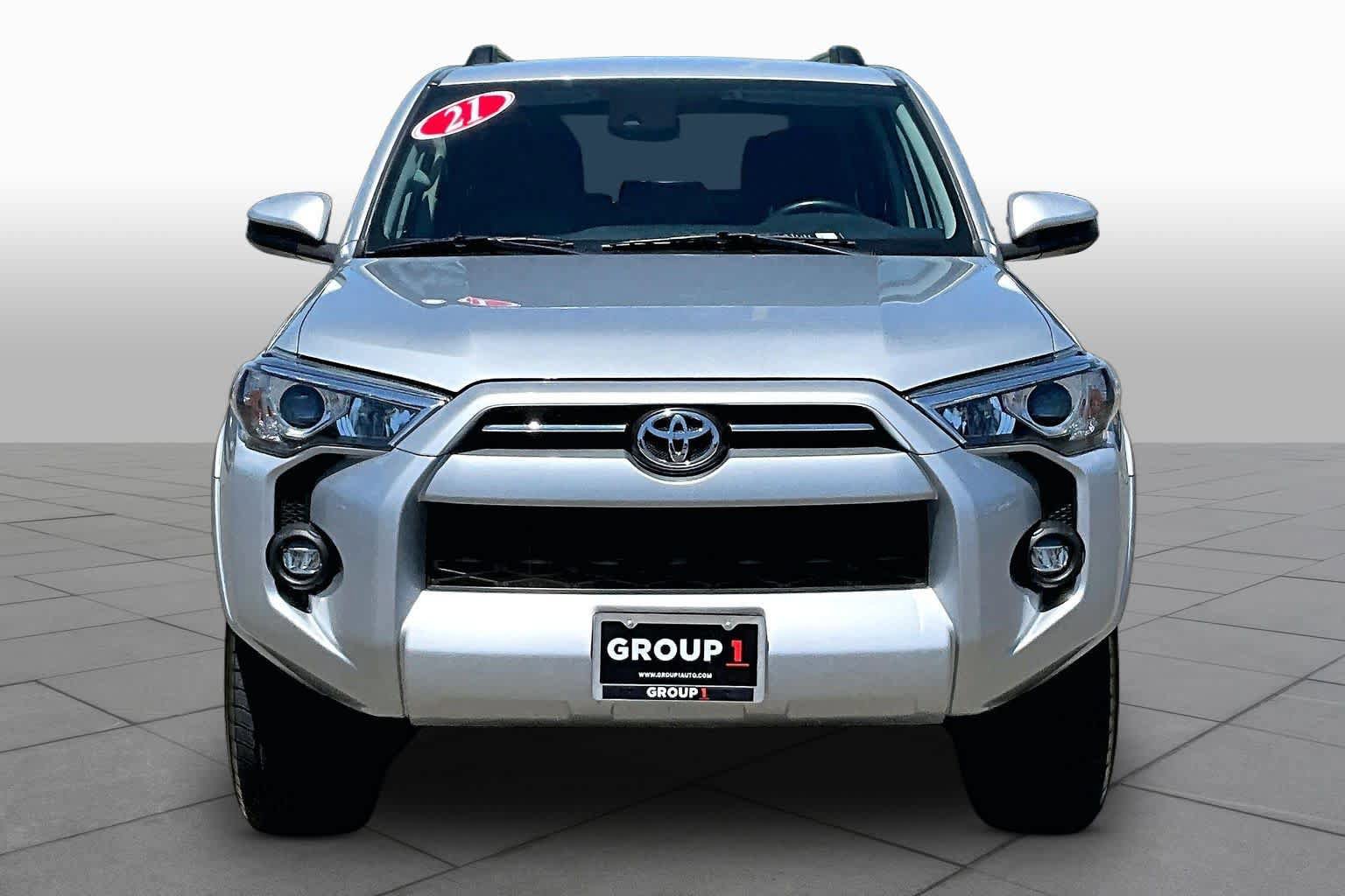 Used 2021 Toyota 4Runner SR5 AWD/4WD image 3