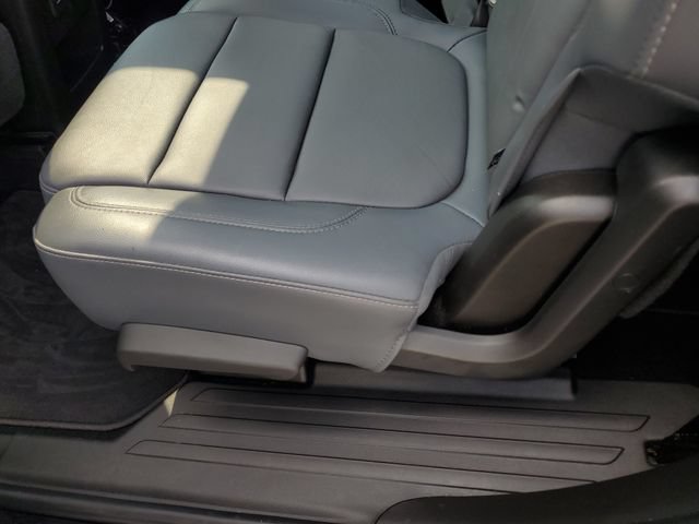 Used 2018 Chevrolet Traverse LT FWD image 16