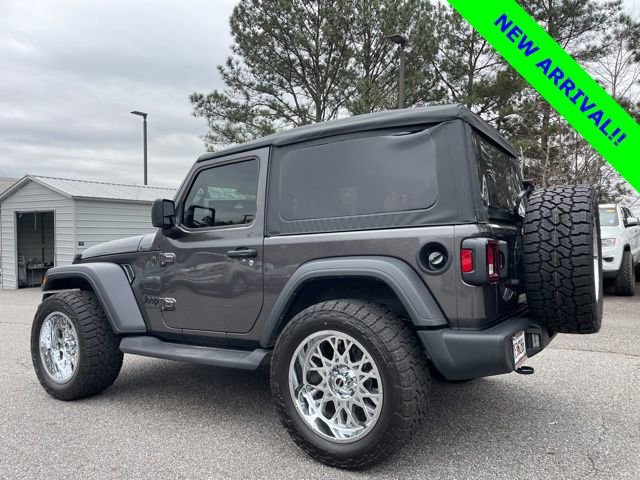 Used 2025 Jeep Wrangler Sport image 5