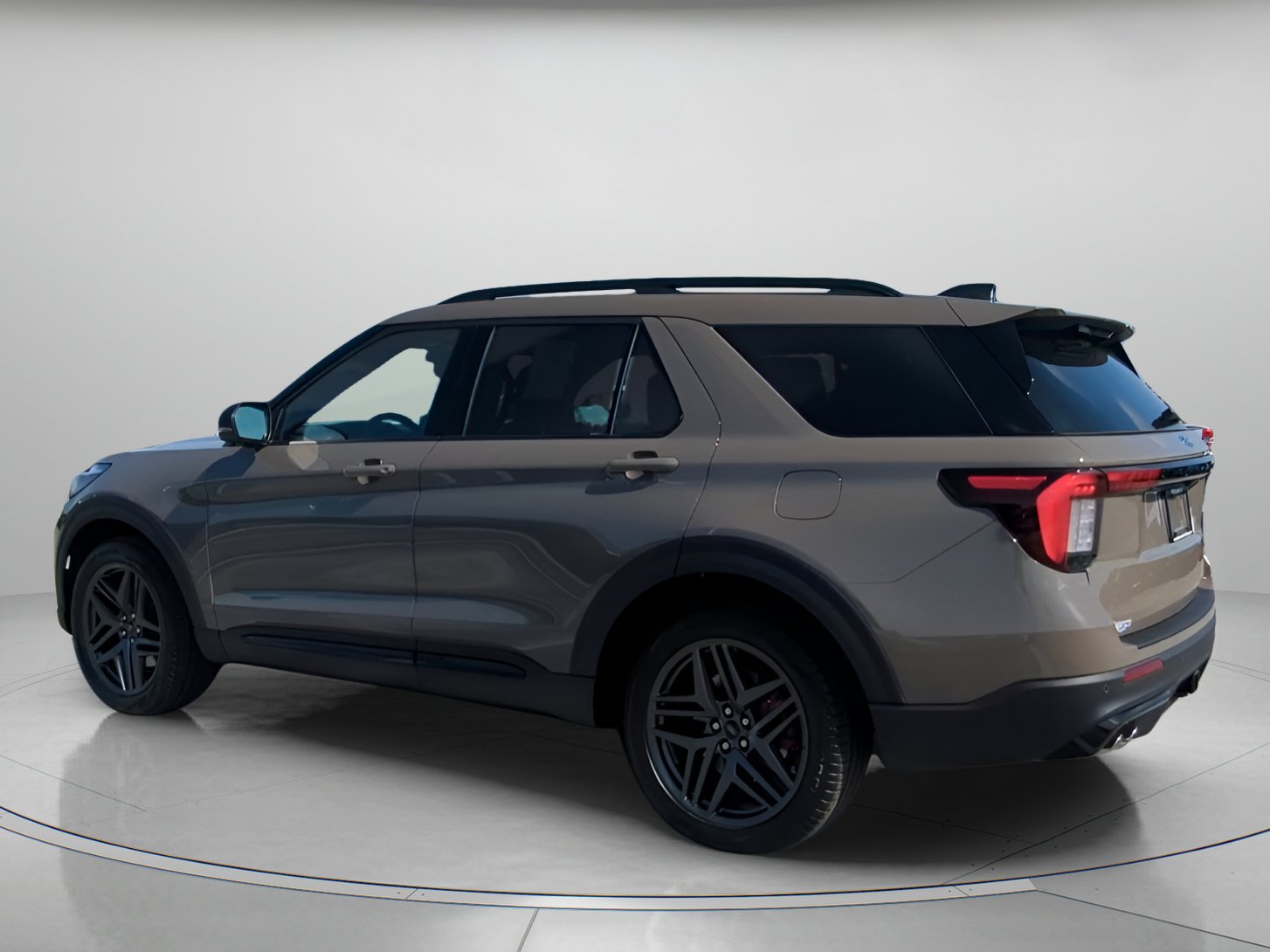 New 2026 Ford Explorer ST RWD image 16