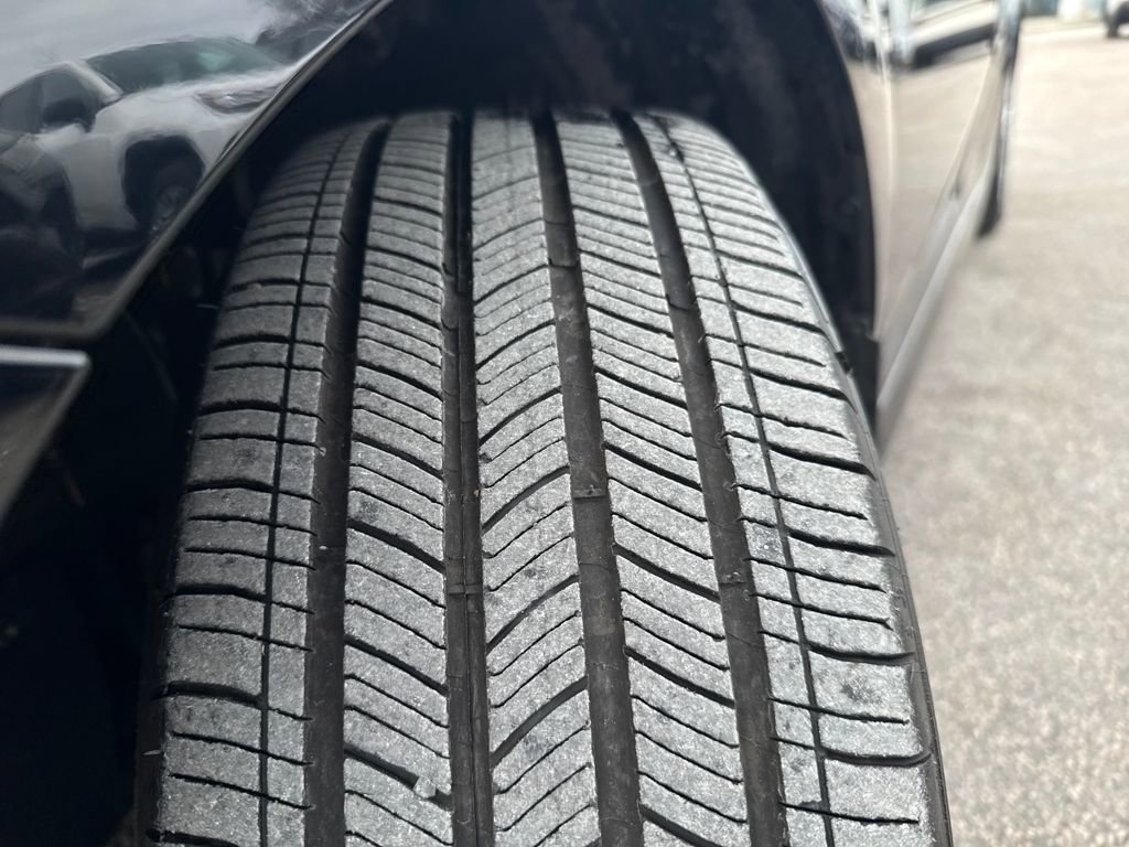 Used 2023 Toyota Camry LE image 41