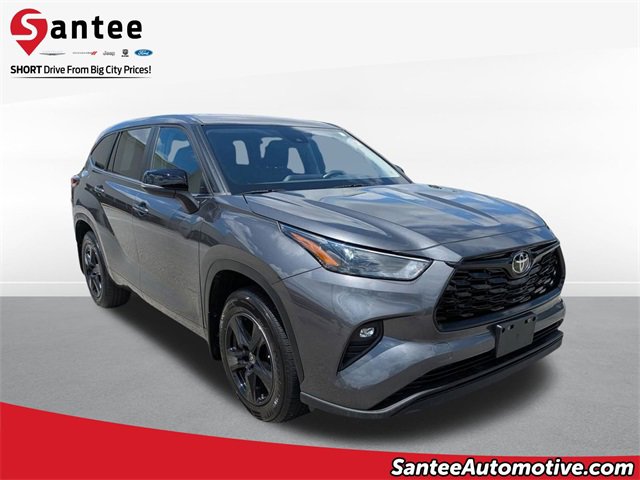 Used 2023 Toyota Highlander LE